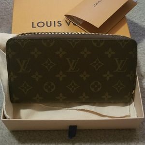 Louis Vuitton Woman's Wallet
